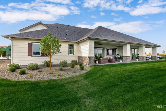 104 S Gresham Way, House other with 3 bedrooms, 4 bathrooms and 4 parking in Eagle ID | Image 40