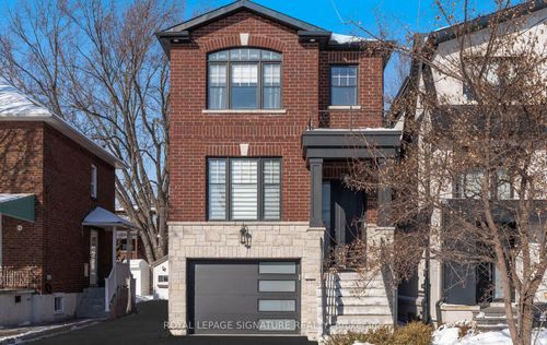 62 Burlingame Road, Etobicoke, ON, M8W1Y8 | Card Image
