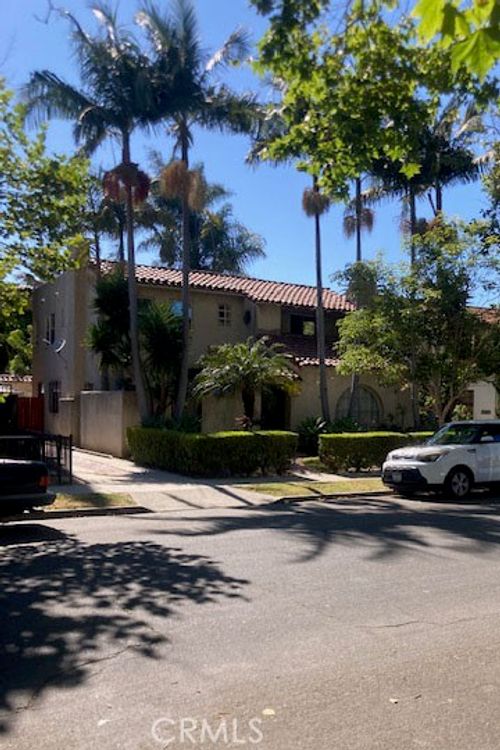 2243 Chestnut Ave, Long Beach, CA, 90806-4209 | Card Image