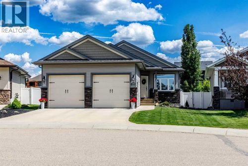 175 Voisin Close, Red Deer, AB, T4R0M7 | Card Image