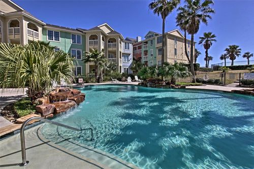 apt-914-7000 Seawall Blvd, Galveston, TX, 77551-2082 | Card Image