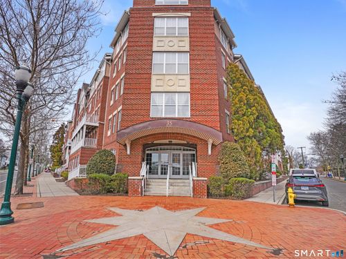 unit-224-35 W Broad St, Stamford, CT, 06902-3769 | Card Image
