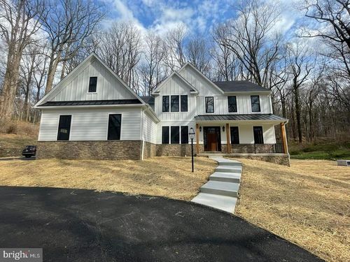 a-937 Sweinhart Rd, BOYERTOWN, PA, 19512-8206 | Card Image