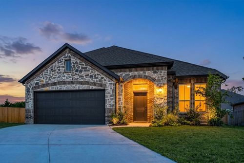303 Maltese Dr, Red Oak, TX, 75154-8996 | Card Image