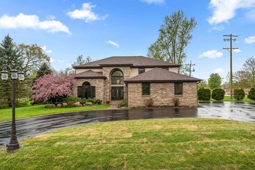 2 Rutgers Ct, Hawthorn Woods, IL, 60047-1932 | Card Image