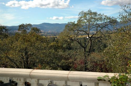 1150 Castle Oaks Drive, Napa, CA, 94558 | Card Image