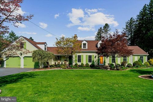 311 Green Ln, READING, PA, 19601-1033 | Card Image