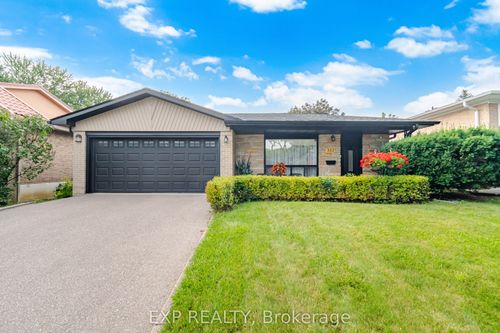 357 Karen Park Crescent, Mississauga, ON, L5A3C8 | Card Image