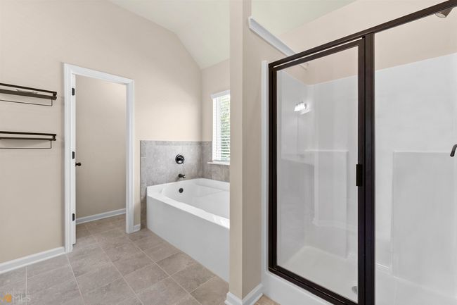 3015 Button Cir, House other with 4 bedrooms, 3 bathrooms and null parking in Loganville GA | Image 39