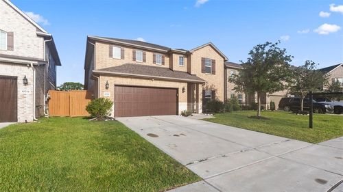 10710 Cliffs View Drive, Rosharon, TX, 77583 | Card Image