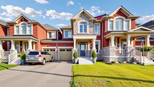 71 Mondial Cres, East Gwillimbury, ON, L9N0S2 | Card Image