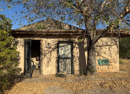 309 S Mcmillin St, Stamford, TX, 79553-4611 | Card Image