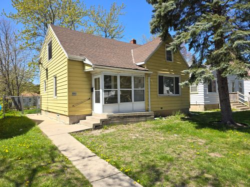 4841 N 39th St, Milwaukee, WI, 53209-5329 | Card Image