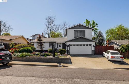 2279 Saint George Dr, Concord, CA, 94520-1352 | Card Image