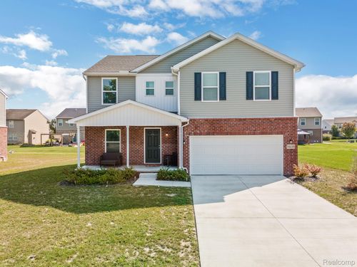 10219 Island Lake Dr, Taylor, MI, 48180-8231 | Card Image