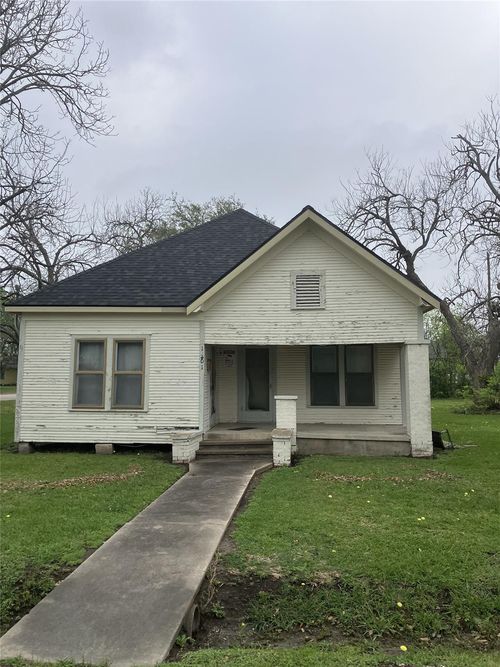 1401 8th St, Bay City, TX, 77414-4952 | Card Image