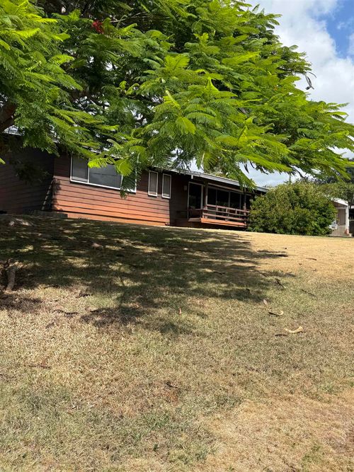 2095 Lilikoi Rd, Haiku, HI, 96708-5044 | Card Image