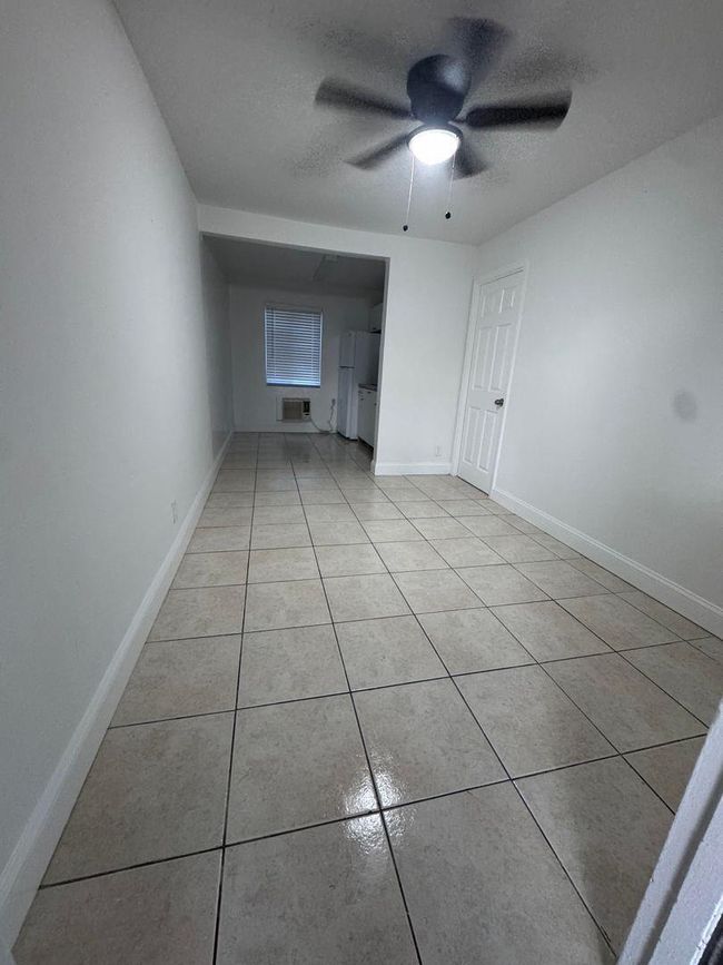 APT-5 - 2238 Fillmore St, Condo with 1 bedrooms, 1 bathrooms and null parking in Hollywood FL | Image 4