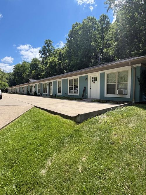 000 Cherry Brook Drive, Wheeling, WV, 26003 | Card Image