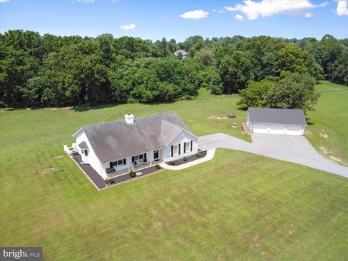 117 Mount Vernon Dr, CHARLES TOWN, WV, 25414-4656 | Card Image