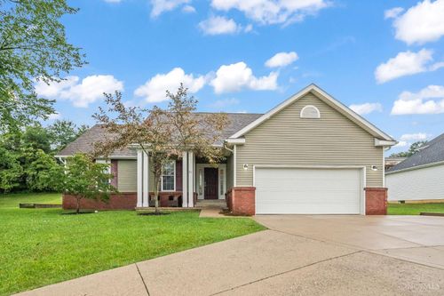 21 Ledgewood Dr, Chillicothe, OH, 45601-1948 | Card Image