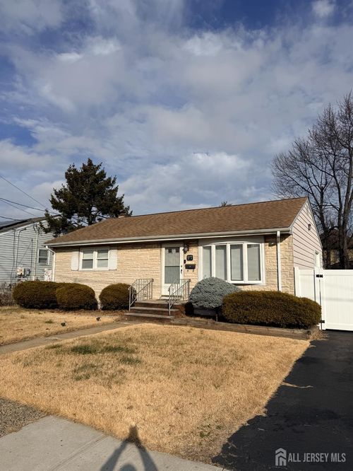 27 Rector Ave, Woodbridge, NJ, 07095-3325 | Card Image