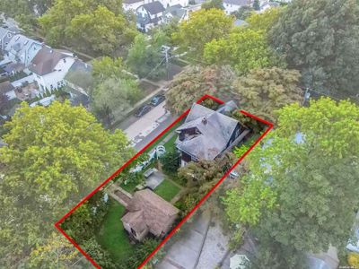 266 Earle Avenue, House other with 4 bedrooms, 2 bathrooms and null parking in Lynbrook NY | Image 1