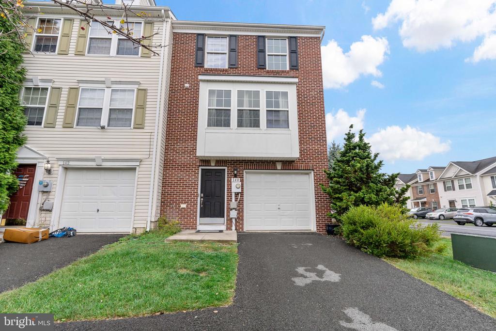 Quartz Rd, Martinsburg, WV 25404