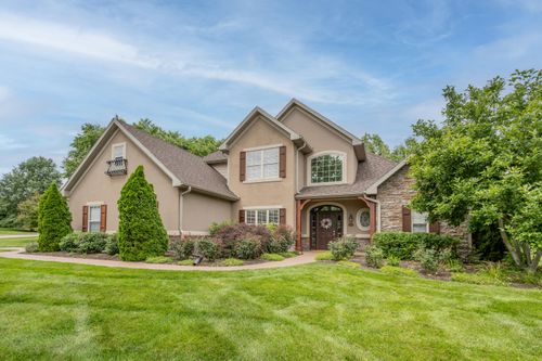 5613 Majestic Cir, COLUMBIA, MO, 65203-9721 | Card Image