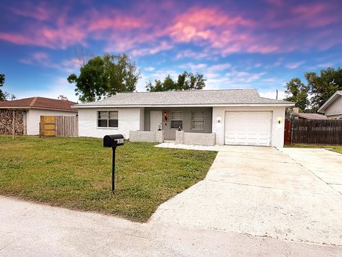 8611 Longboat Ln, HUDSON, FL, 34667-4100 | Card Image