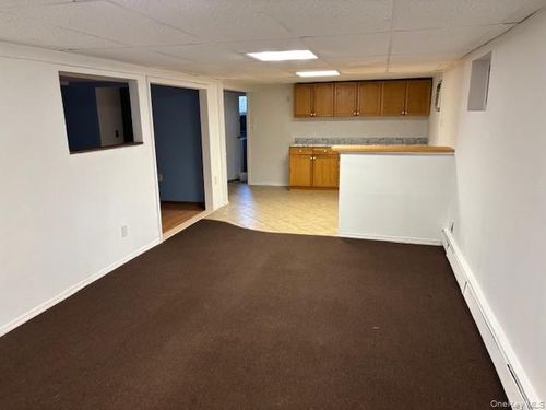 7 Romeo Ln, Commack, NY, 11725-3817 | Card Image