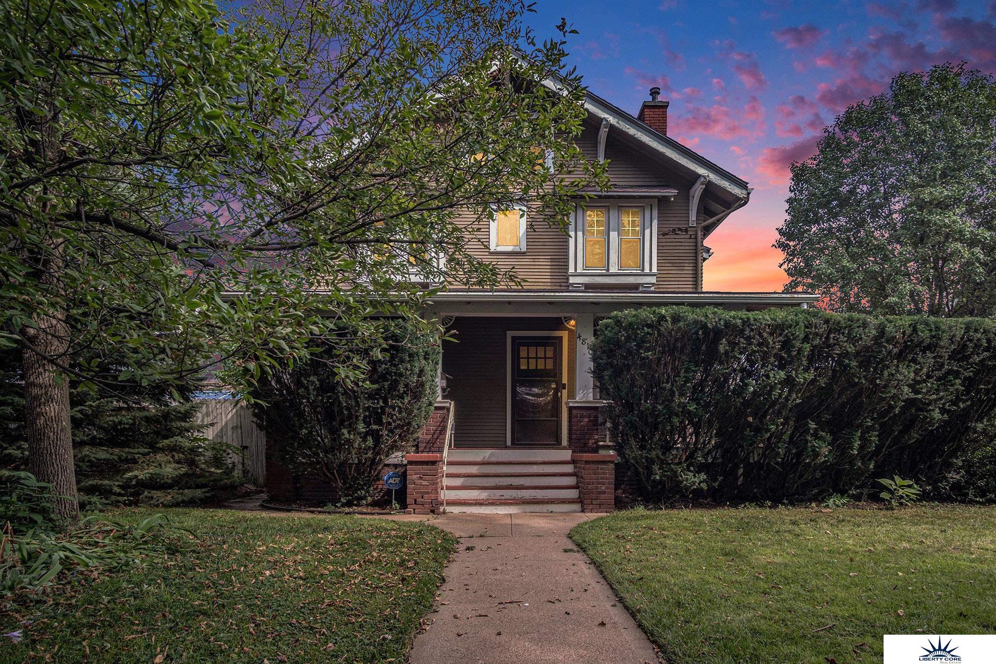 California St, Omaha, NE 68132
