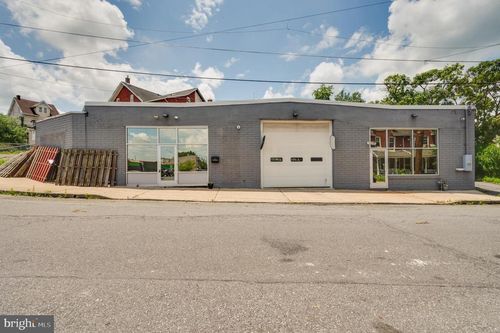 600 N Hoffert St, FOUNTAIN HILL, PA, 18015-4123 | Card Image