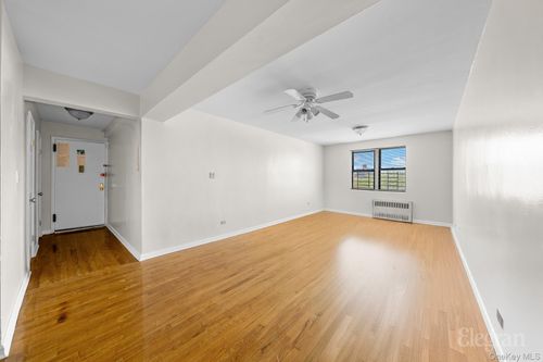 3k-451 Fulton Ave, Hempstead, NY, 11550-4102 | Card Image