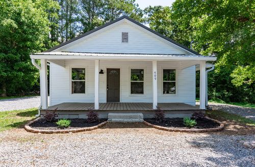 409 Hall St, La Fayette, GA, 30728-2945 | Card Image