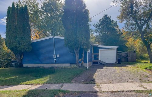 37 Bell Cir, Silver Bay, MN, 55614-1340 | Card Image