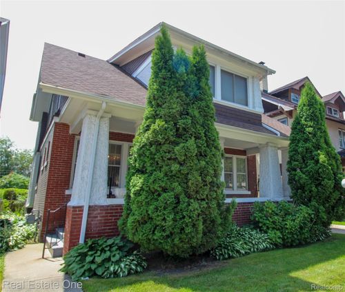 118 Massachusetts St, Highland Park, MI, 48203-3539 | Card Image