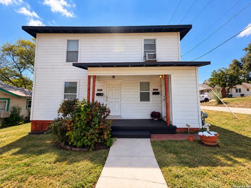1448 Summit Ave, San Antonio, TX, 78201-5148 | Card Image