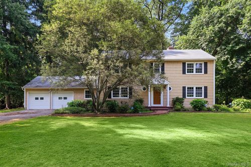 10 Hawthorne Way, Hartsdale, NY, 10530-3005 | Card Image