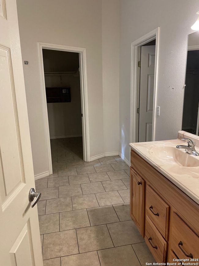 165 Broken Spur Dr, House other with 4 bedrooms, 2 bathrooms and null parking in Mountain Home TX | Image 11
