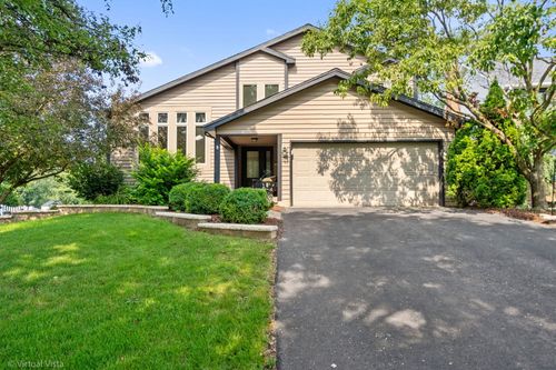 541 Boardman Cir, Bolingbrook, IL, 60440-9015 | Card Image
