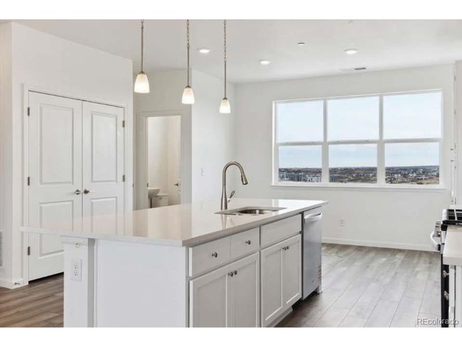 6804 Merseyside Ln, Townhouse with 3 bedrooms, 3 bathrooms and null parking in Castle Pines CO | Image 7