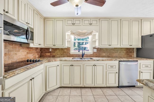 234 Crumbley Rd, House other with 3 bedrooms, 2 bathrooms and 2 parking in MCDONOUGH GA | Image 20