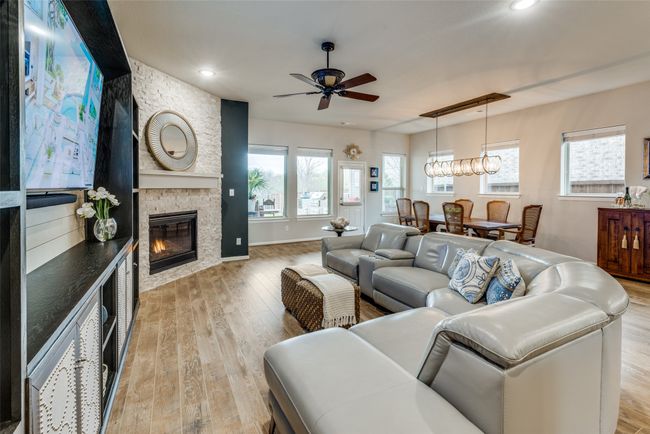 1513 Ranger Rd, House other with 3 bedrooms, 2 bathrooms and null parking in Aubrey TX | Image 5