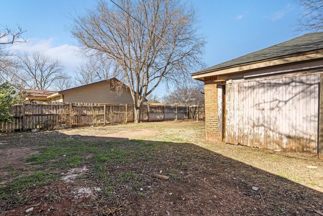 View of yard | Image 37