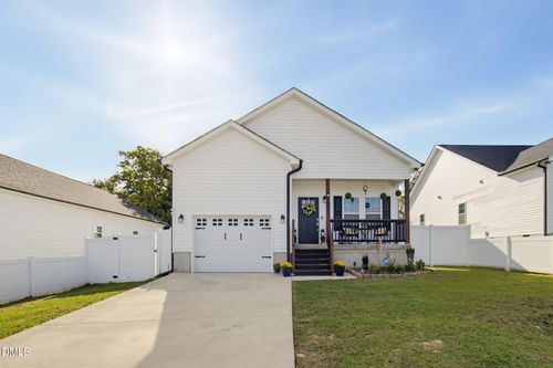 1305 Whitsett St, Burlington, NC, 27215-6979 | Card Image