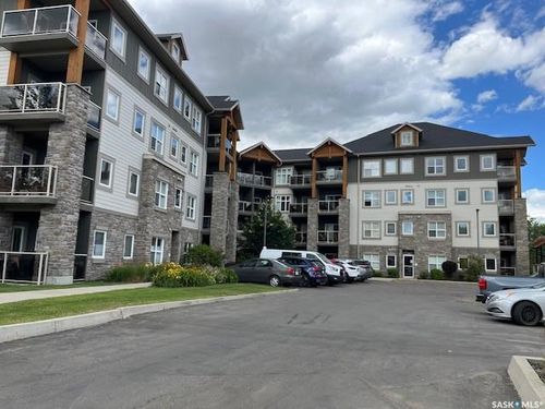 109-1220 Blackfoot Dr, Regina, SK, S4S6T2 | Card Image