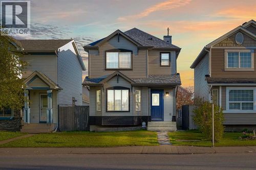 421 Taradale Dr Ne, Calgary, AB, T3J3X2 | Card Image