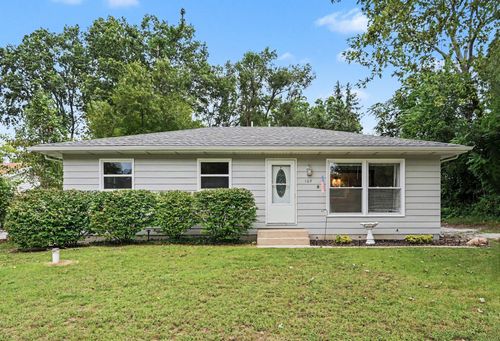105 Hummingbird Dr, Trail Creek, IN, 46360 | Card Image