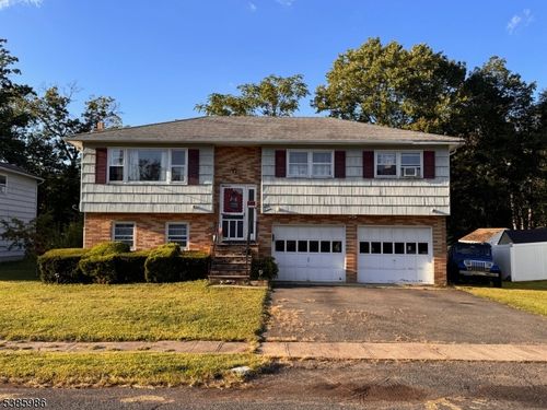 429 Lea Ave, South Amboy, NJ, 08879-2657 | Card Image